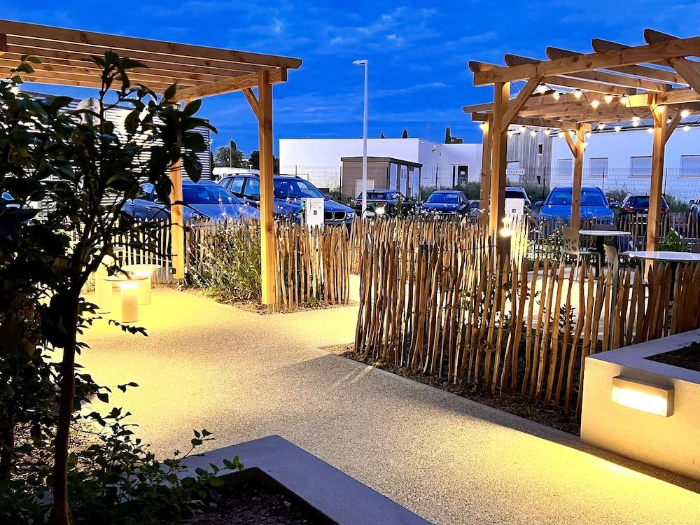 The Originals City, Hotel Le Puech, Narbonne Bagian luar foto